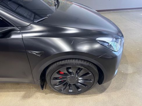 Used 2023 Tesla Model Y Performance image 58