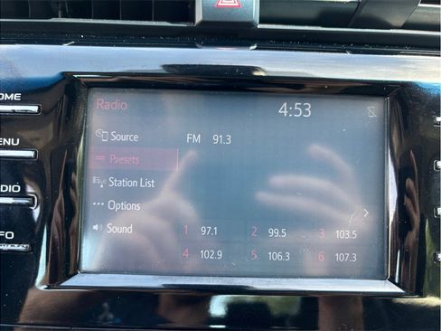 Used 2018 Toyota Camry XSE FWD image 28