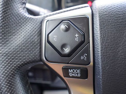 Used 2023 Toyota Tacoma SR5 RWD image 13
