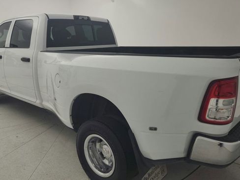 Used 2024 RAM 3500 Tradesman w/ Chrome Appearance Group image 38