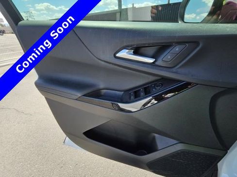 Used 2025 Chevrolet Equinox LT image 5