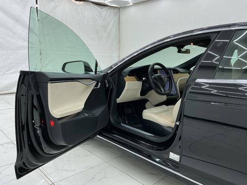 Used 2021 Tesla Model S Long Range Plus AWD/4WD image 16