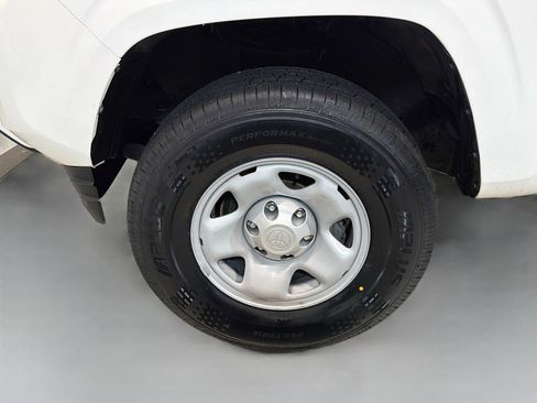 Used 2023 Toyota Tacoma SR AWD/4WD image 25