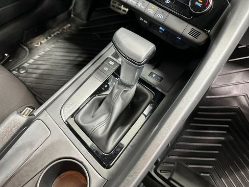 Certified 2026 Hyundai Elantra Sport FWD image 22