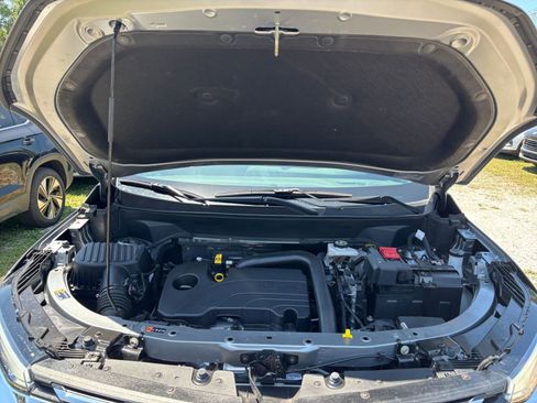 Used 2025 Chevrolet Equinox LT AWD/4WD image 34