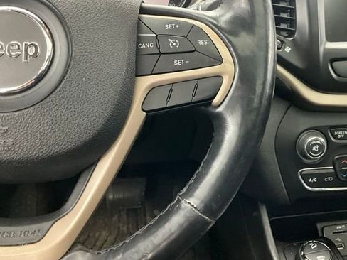 Used 2014 Jeep Cherokee Limited w/ Luxury Group image 15