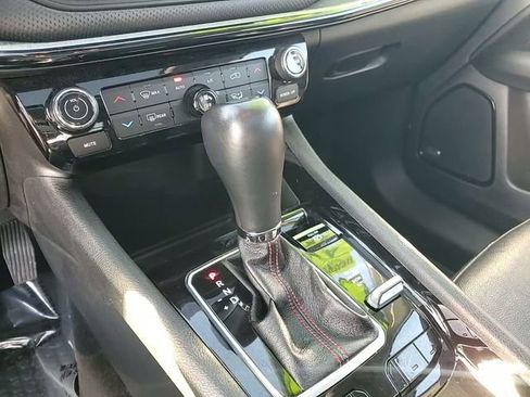 Used 2022 Jeep Compass Trailhawk w/ Sun and Sound Group image 21