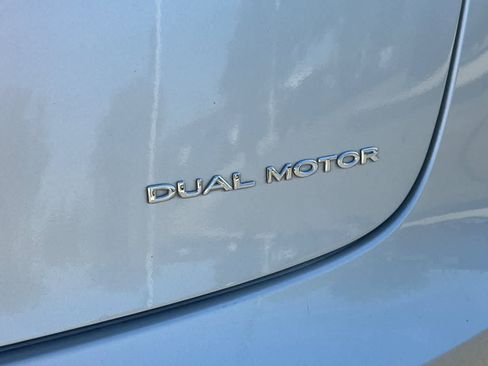 Used 2018 Tesla Model 3 Long Range image 12