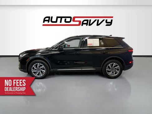 Used 2024 Lincoln Corsair AWD w/ Equipment Group 102A image 4