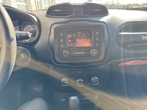 Used 2018 Jeep Renegade Sport w/ Power & Air Group image 15