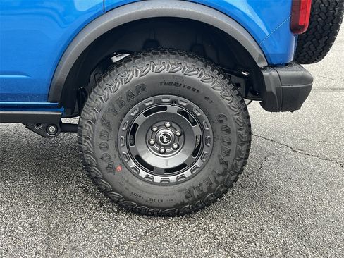 New 2025 Ford Bronco Big Bend w/ Black Diamond Package image 24