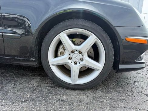 Used 2009 Mercedes-Benz E 350 4MATIC Sedan image 9