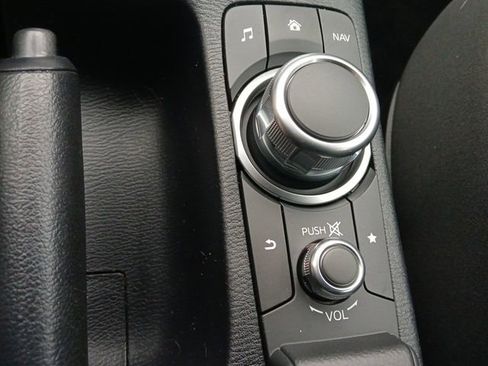 Used 2020 Toyota Yaris LE FWD image 15
