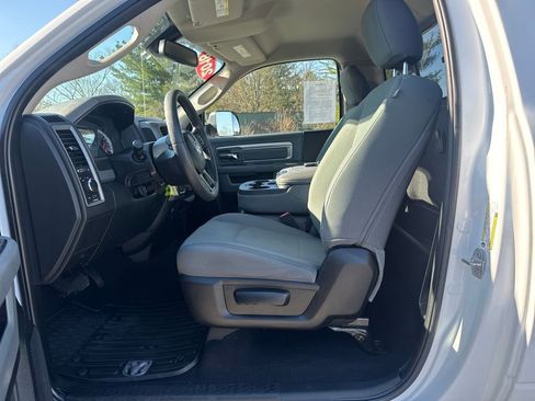 Used 2018 RAM 1500 Tradesman w/ Power & Remote Entry Group AWD/4WD image 10