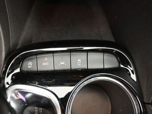 Used 2025 Buick Encore GX Preferred AWD/4WD image 23