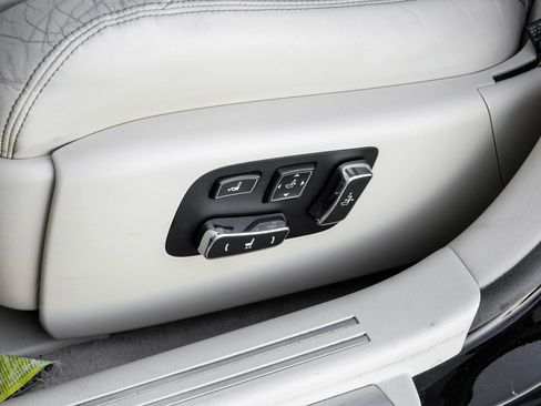 Used 2014 Lexus LS 460 image 35