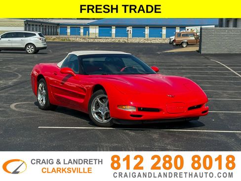 Used 2000 Chevrolet Corvette Convertible w/ Memory Pkg image 1