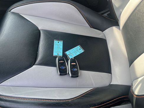 Used 2020 Subaru Crosstrek 2.0i Limited w/ Moonroof Package image 3