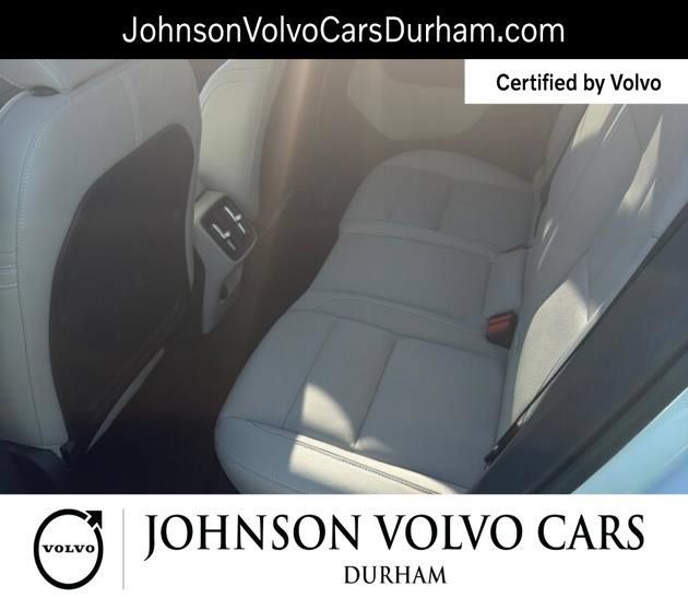 Certified 2024 Volvo XC40 B5 Plus w/ Protection Package Premier AWD/4WD image 12