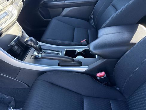 Used 2015 Honda Accord Sport image 14