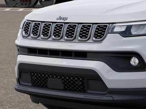 New 2025 Jeep Compass Latitude w/ Sun & Sound Group AWD/4WD image 12