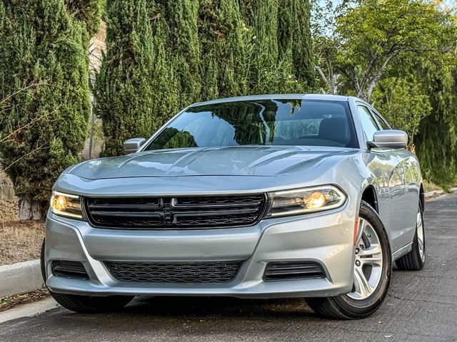 Used 2022 Dodge Charger SXT w/ Leather Interior Group RWD image 3