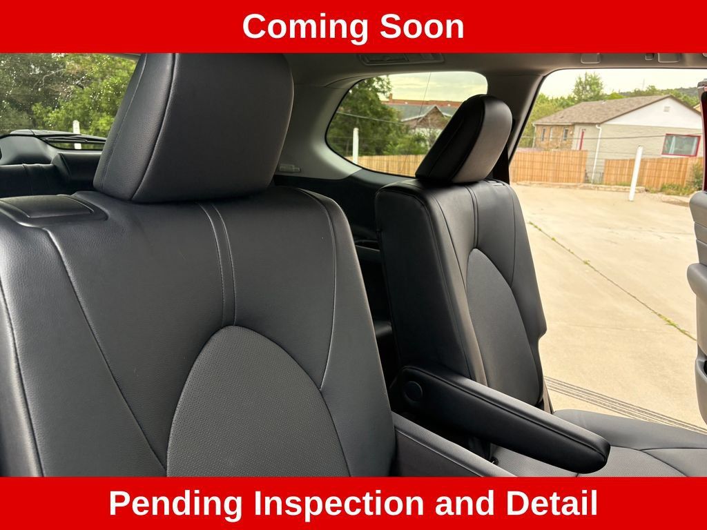 Used 2026 Toyota Grand Highlander AWD Hybrid image 42