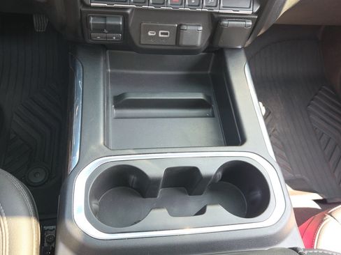Used 2022 Chevrolet Silverado 2500 LTZ AWD/4WD image 18