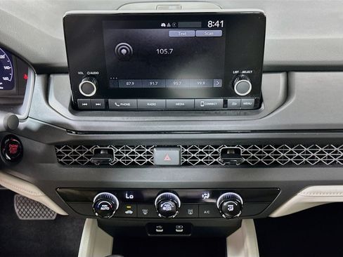 Used 2025 Honda Accord LX image 21