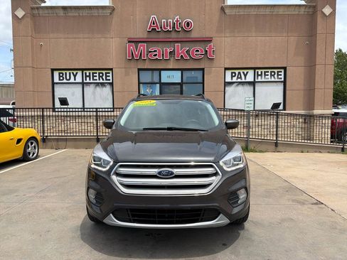 Used 2018 Ford Escape SEL AWD/4WD image 2