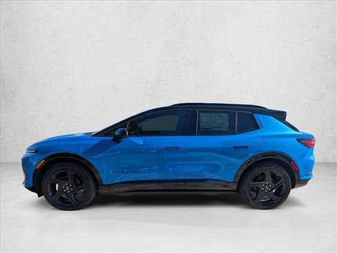 New 2026 Chevrolet Equinox EV RS FWD image 5