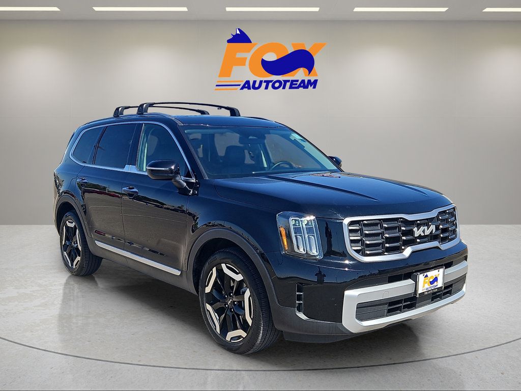 Used 2025 Kia Telluride S AWD/4WD image 6
