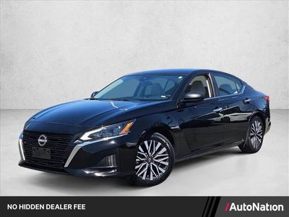 Used 2024 Nissan Altima 2.5 SV