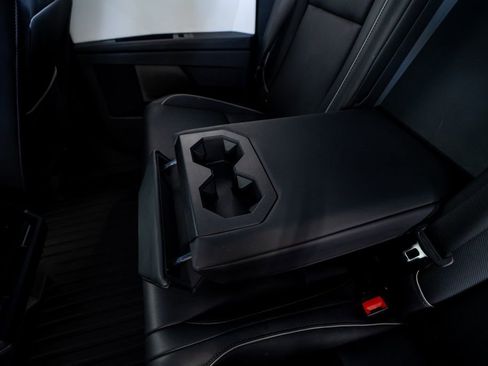 Used 2024 Tesla Cybertruck AWD Crew Cab image 36