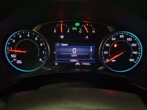 Used 2024 Chevrolet Equinox RS w/ LPO, Floor Liner Package FWD image 23