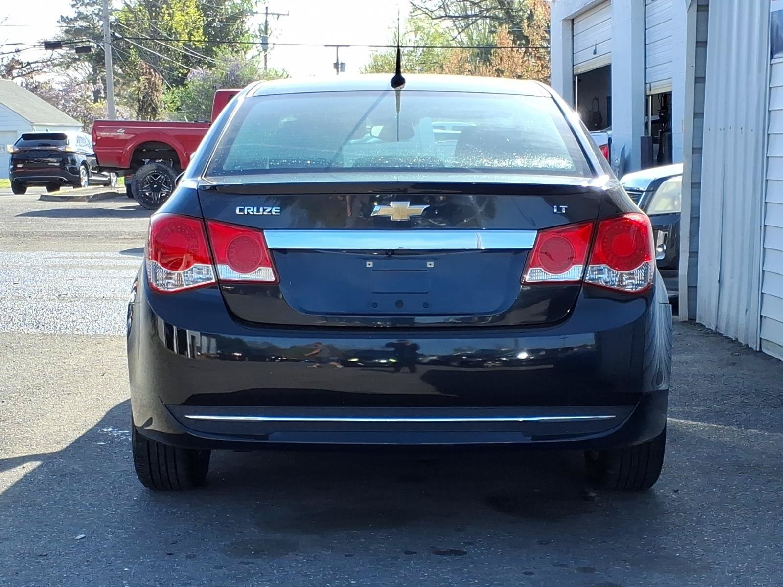 Used 2014 Chevrolet Cruze LT w/ All-Star Edition FWD image 4