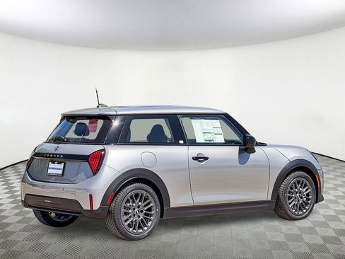 New 2026 MINI Cooper 2-Door Hardtop FWD image 5