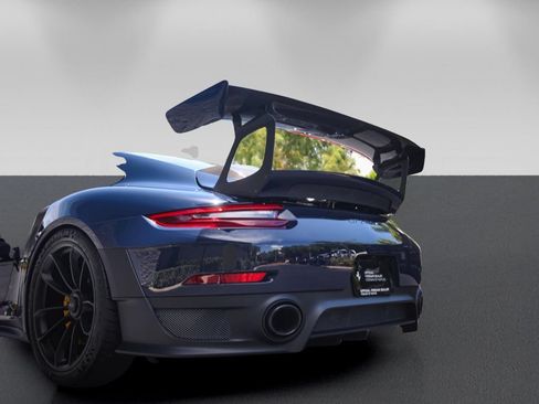 Used 2018 Porsche 911 GT2 RS RWD image 21