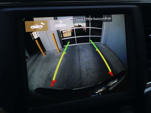 Used 2018 RAM 3500 Laramie Longhorn image 17