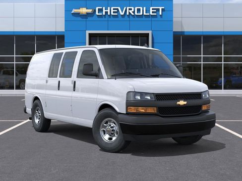 New 2025 Chevrolet Express 3500 w/ Driver Convenience Package RWD image 39