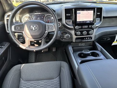 New 2026 RAM 1500 Express AWD/4WD image 21