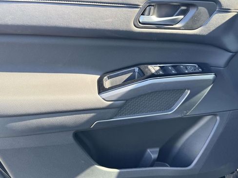 New 2026 Nissan Pathfinder SL image 31