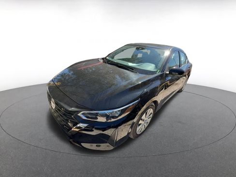 Used 2025 Nissan Sentra S image 2