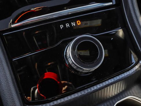 New 2025 Jeep Grand Cherokee L Altitude image 24