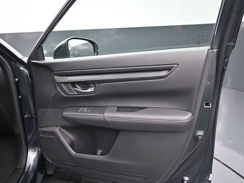 Used 2023 Honda CR-V Sport image 11