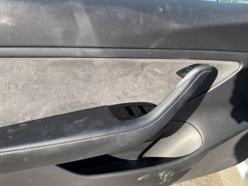 Used 2019 Tesla Model 3 Standard Range Plus image 10