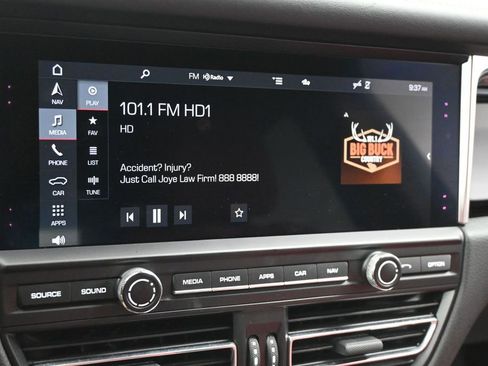 Used 2020 Porsche Macan AWD/4WD image 13