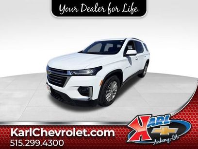 Used 2024 Chevrolet Traverse LT