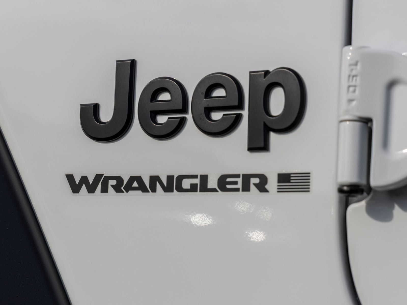 Used 2025 Jeep Wrangler Unlimited Sport AWD/4WD image 6