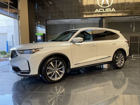 Certified 2025 Acura MDX w/ Technology Package image 4